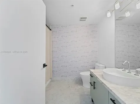 244 Biscayne Boulevard Miami FL 33132