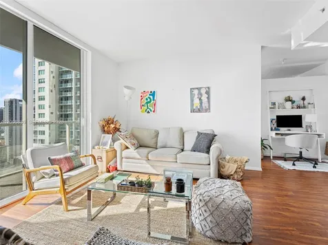 244 Biscayne Boulevard Miami FL 33132