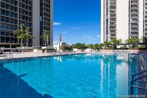 20379 W W Country Club Drive Aventura FL 33180