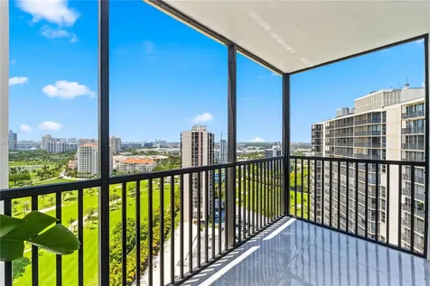 20379 W W Country Club Drive Aventura FL 33180