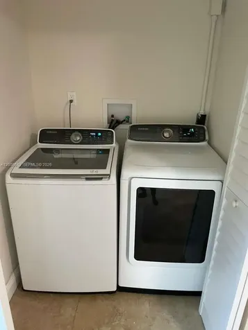 3700 NE 13th Terrace Pompano Beach FL 33064