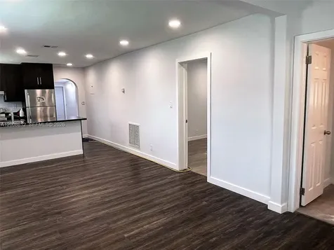 22 NW 14th Avenue Dania Beach FL 33004
