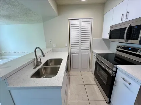 1253 SW 46th Avenue Pompano Beach FL 33069