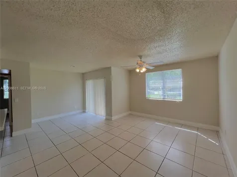 1253 SW 46th Avenue Pompano Beach FL 33069