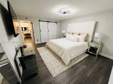 5800 Camino Del Sol Boca Raton FL 33433