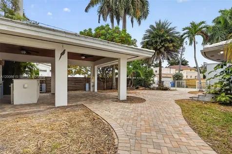 900 Tyler Street Hollywood FL 33019