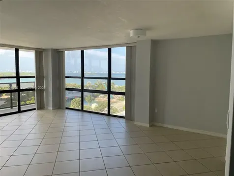 600 NE 36th Street Miami FL 33137