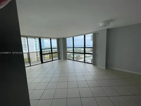 600 NE 36th Street Miami FL 33137