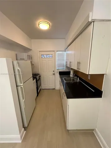 8080 Tatum Waterway Drive Miami Beach FL 33141