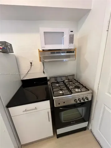 8080 Tatum Waterway Drive Miami Beach FL 33141