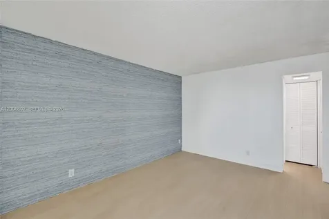 100 Bayview Drive Sunny Isles Beach FL 33160