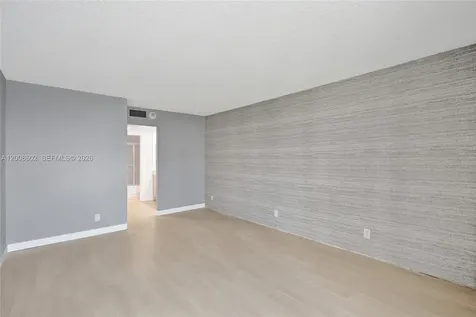 100 Bayview Drive Sunny Isles Beach FL 33160