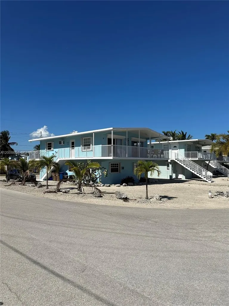 16 Shoreland Drive Key Largo FL 33037