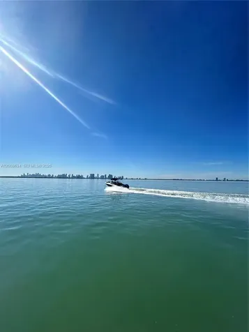 910 West Avenue Miami Beach FL 33139