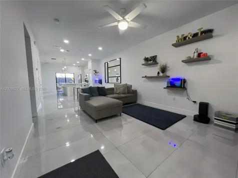 7825 NW 104th Avenue Doral FL 33178