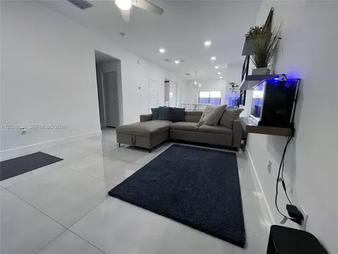 7825 NW 104th Avenue Doral FL 33178