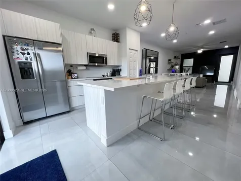 7825 NW 104th Avenue Doral FL 33178
