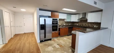 170 SE 14th Street Miami FL 33131