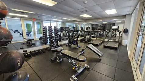 170 SE 14th Street Miami FL 33131
