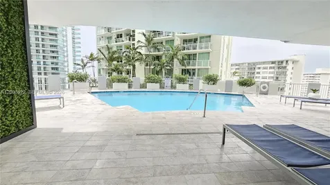 170 SE 14th Street Miami FL 33131