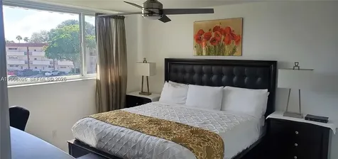 9720 S Hollybrook Lake Drive Pembroke Pines FL 33025