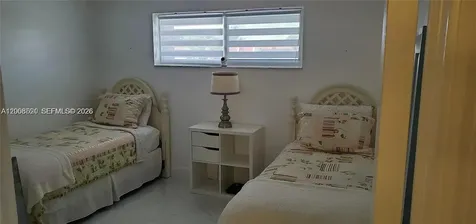 9720 S Hollybrook Lake Drive Pembroke Pines FL 33025