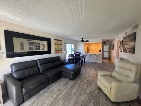 1770 S Ocean Boulevard Lauderdale By The Sea FL 33062
