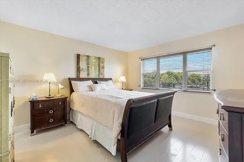 1770 S Ocean Boulevard Lauderdale By The Sea FL 33062