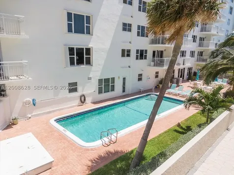 1770 S Ocean Boulevard Lauderdale By The Sea FL 33062