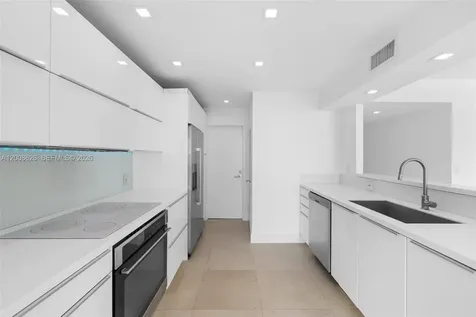 1420 Brickell Bay Drive Miami FL 33131