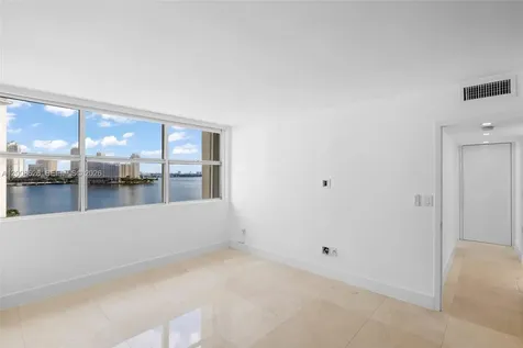 1420 Brickell Bay Drive Miami FL 33131