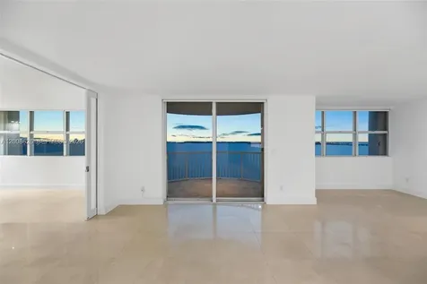 1420 Brickell Bay Drive Miami FL 33131