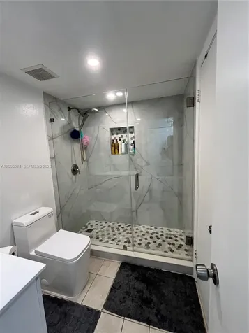5580 W 26th Court Hialeah FL 33016
