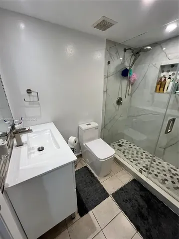 5580 W 26th Court Hialeah FL 33016