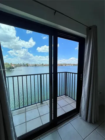 5580 W 26th Court Hialeah FL 33016