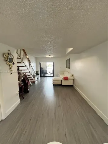 5580 W 26th Court Hialeah FL 33016