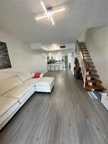 5580 W 26th Court Hialeah FL 33016