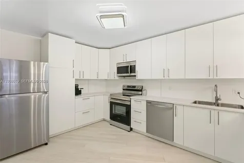 2500 Parkview Drive Hallandale Beach FL 33009