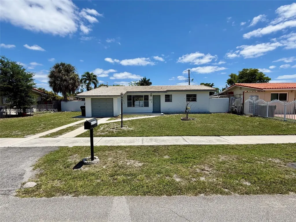 5373 W 10th Court Hialeah FL 33012
