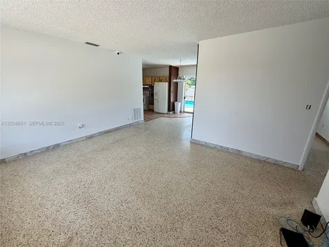 5373 W 10th Court Hialeah FL 33012