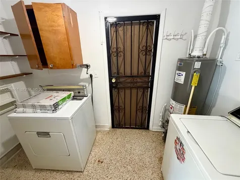 5373 W 10th Court Hialeah FL 33012
