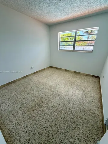 5373 W 10th Court Hialeah FL 33012