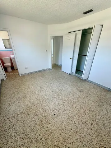 5373 W 10th Court Hialeah FL 33012