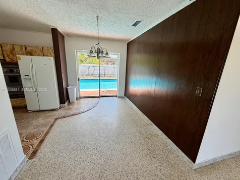 5373 W 10th Court Hialeah FL 33012