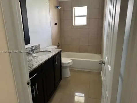 5323 NW 24th Street Lauderhill FL 33313