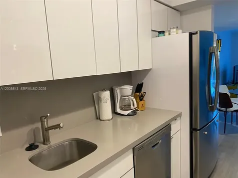 881 Ocean Drive Key Biscayne FL 33149