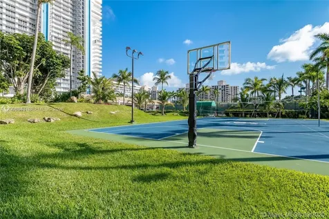 881 Ocean Drive Key Biscayne FL 33149