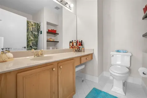 4266 SW 10th Place Deerfield Beach FL 33442