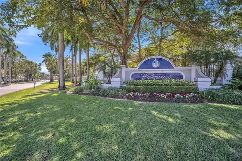 4266 SW 10th Place Deerfield Beach FL 33442