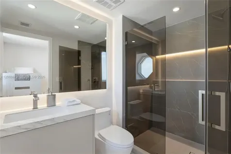 17875 Collins Avenue Sunny Isles Beach FL 33160